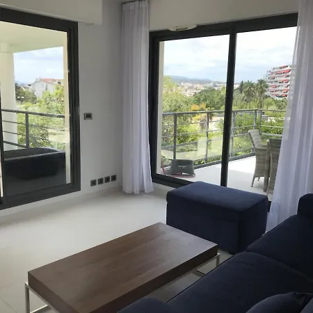 Apartment Montfleury: Dual Terrace Retreat Near Croisette *