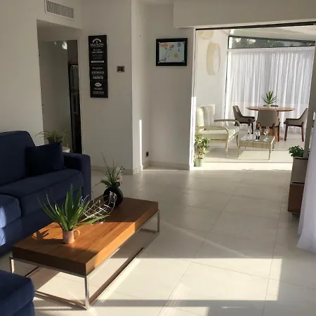 Montfleury: Dual Terrace Retreat Near Croisette Apartment