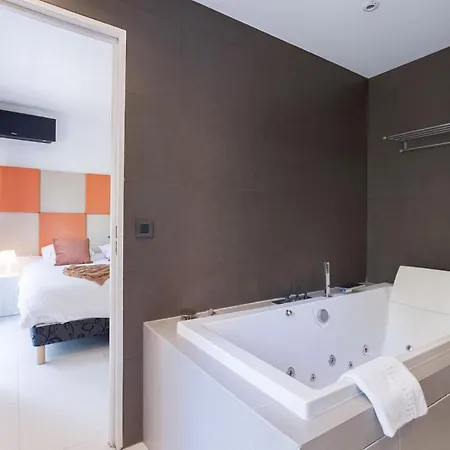 Terrasses De Montfleury - Spacieux, 2 Terrasses, Parking Prive, Piscine, 15 Min Du Palais Et Plages Апартаменты Канны